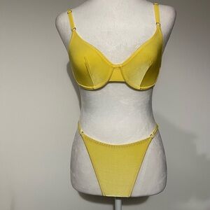 Vintage Victoria’s Secret yellow, brat and string bikini SET.